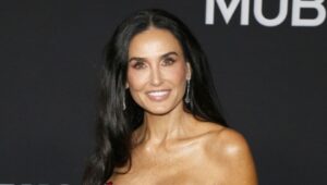 Demi Moore Says She Was Called A 'Popcorn Actress' As She Lands First ...