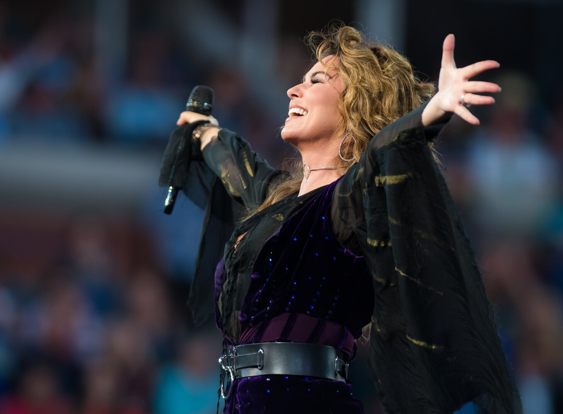 Shania Twain Inspired To Record Another Album Later This Year